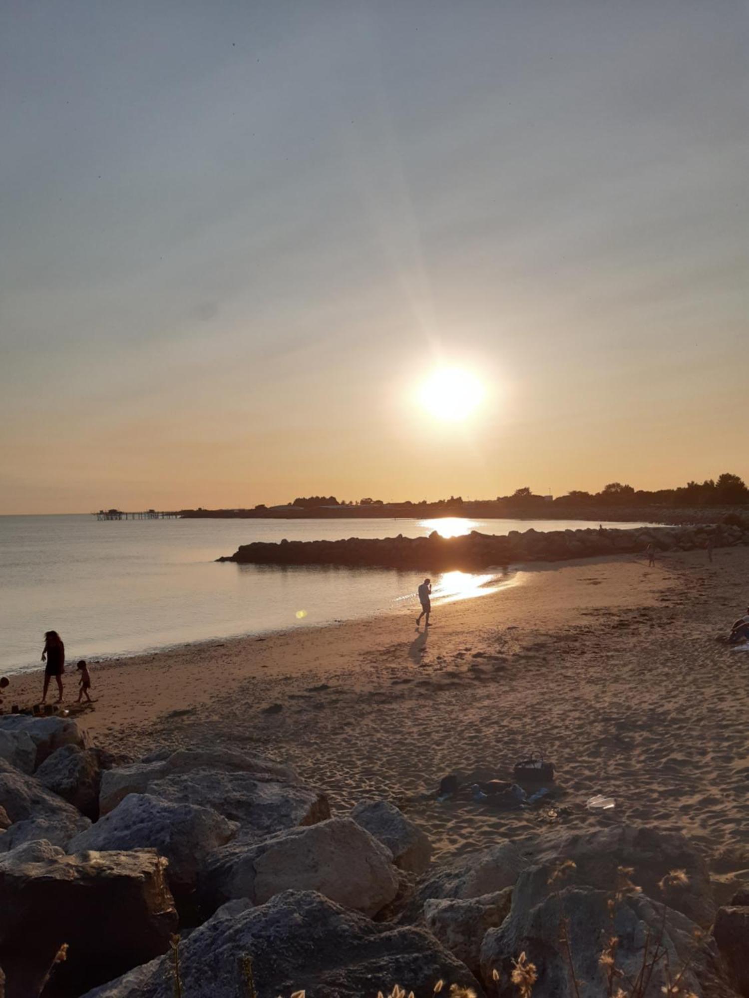 Maison De Vacances Entiere A 10 Mn De La Rochelle Dompierre-sur-Mer Экстерьер фото