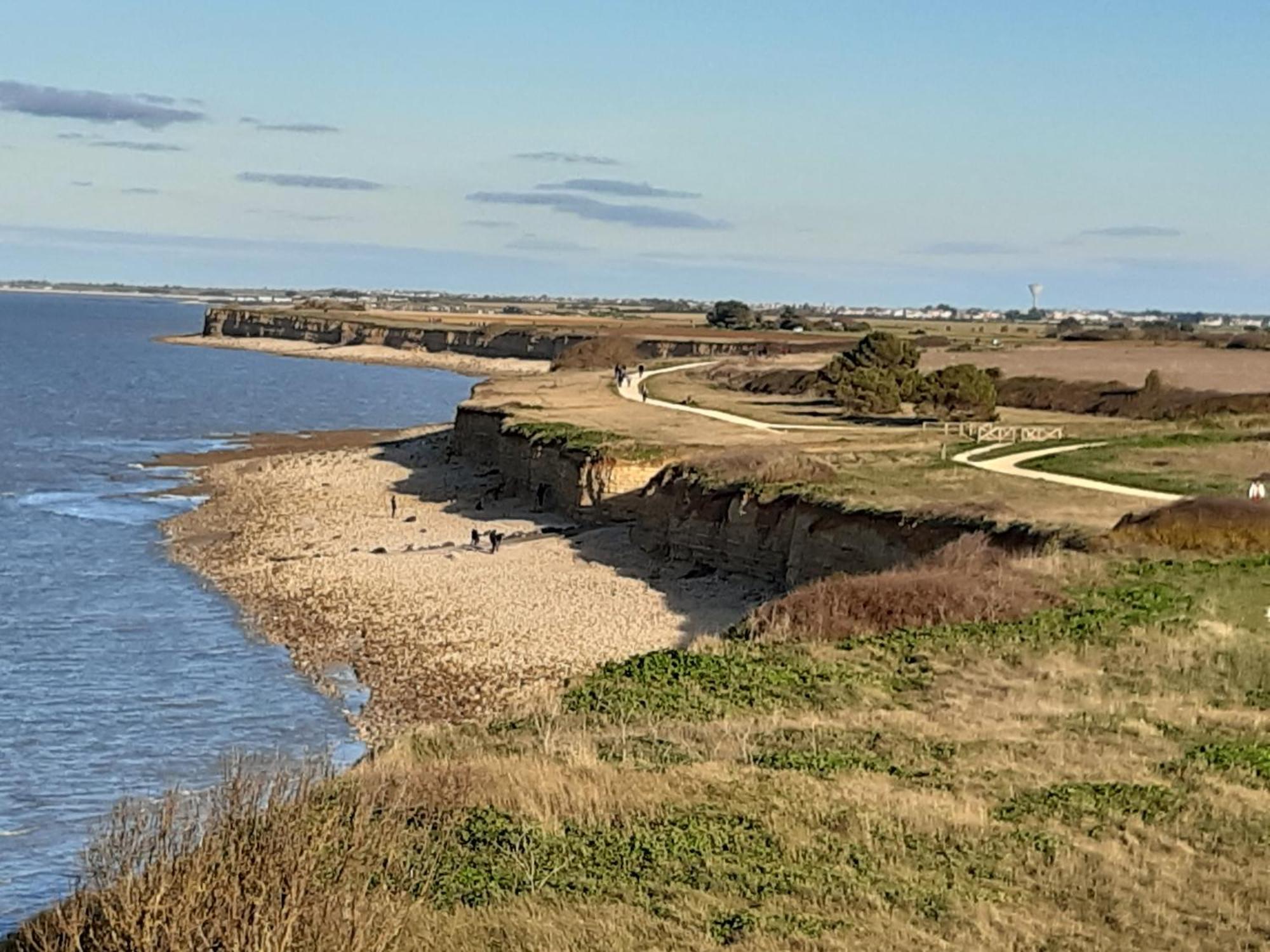 Maison De Vacances Entiere A 10 Mn De La Rochelle Dompierre-sur-Mer Экстерьер фото