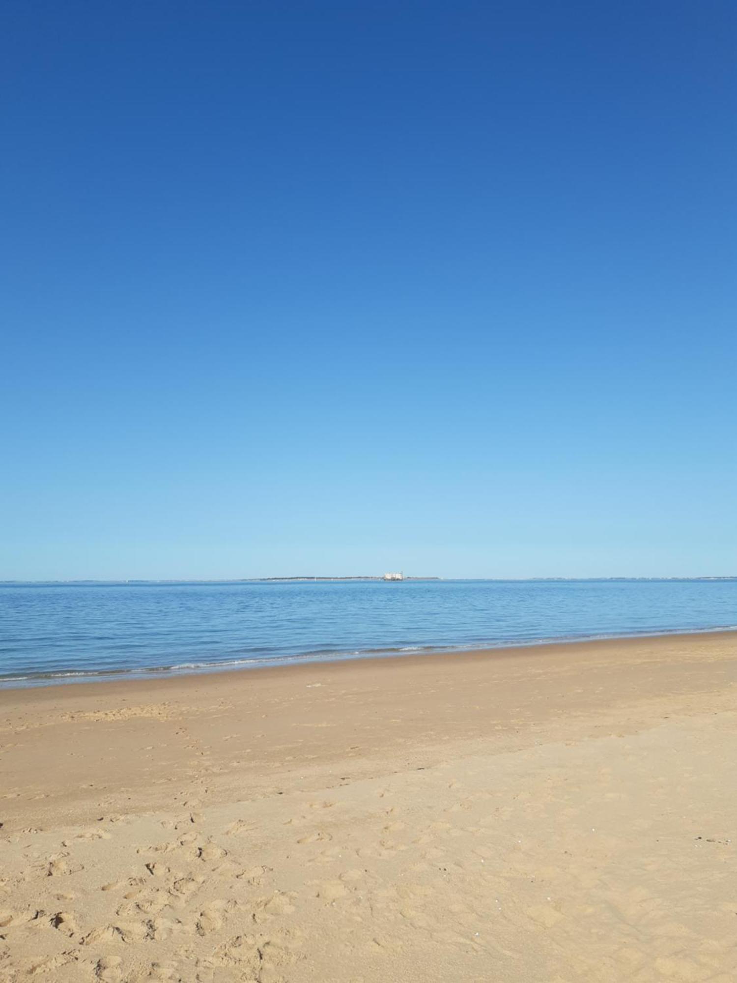 Maison De Vacances Entiere A 10 Mn De La Rochelle Dompierre-sur-Mer Экстерьер фото
